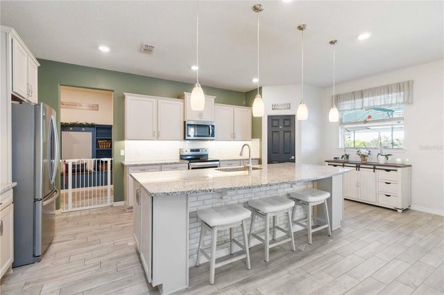 2323 NUTHATCH ST, St Cloud, FL 34771