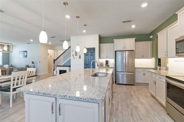 2323 NUTHATCH ST, St Cloud, FL 34771