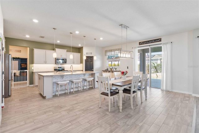 2323 NUTHATCH ST, St Cloud, FL 34771