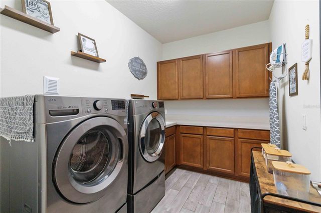 2323 NUTHATCH ST, St Cloud, FL 34771