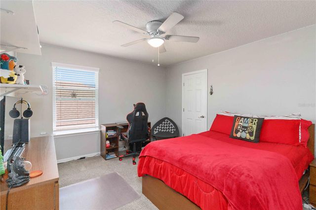 2323 NUTHATCH ST, St Cloud, FL 34771