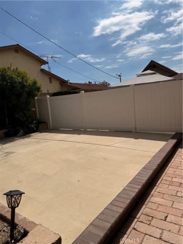 136 N Tiana Lane, Anaheim Hills, CA 92807