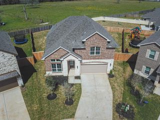 2016 Woodland Park Court, Conroe, TX 77384