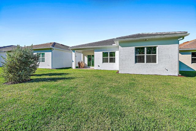 9775 SW Meridian Way, Stuart, FL 34997