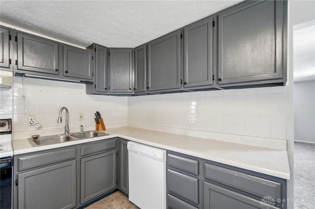 324 Oldham Way, Englewood, OH 45322