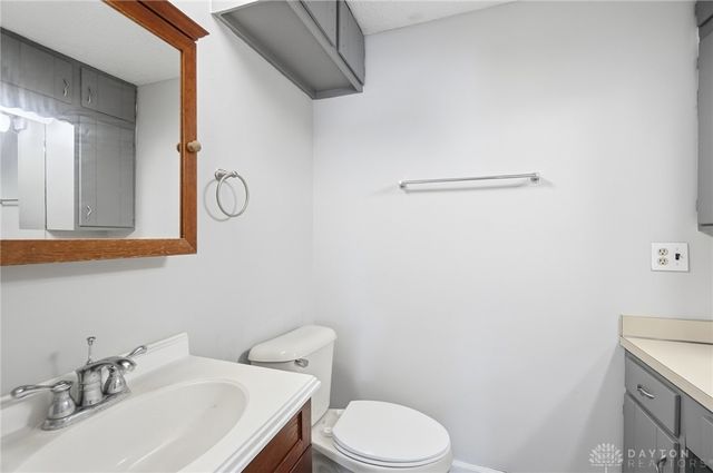 324 Oldham Way, Englewood, OH 45322