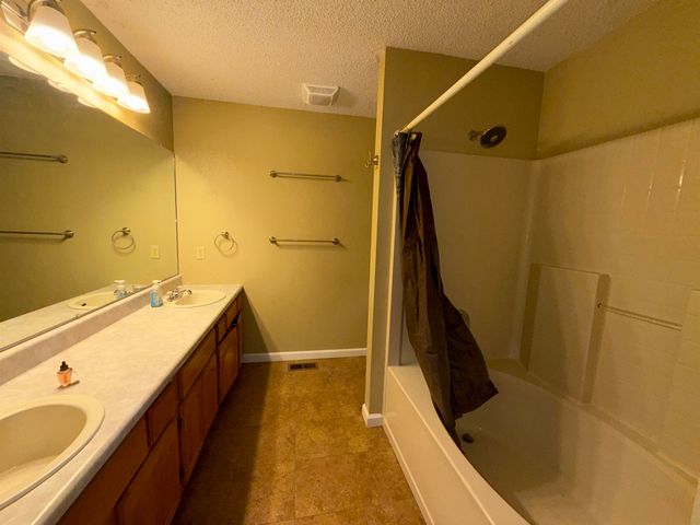 79 Sharp Street, Melbourne, AR 72556