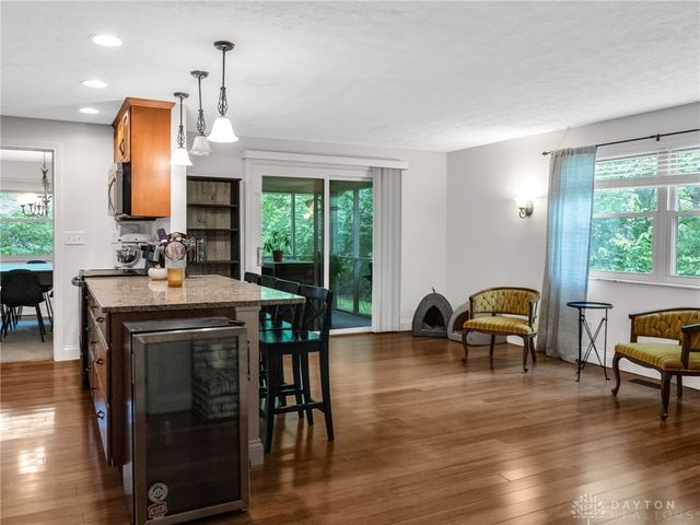 8509 Garnet Drive, Washington Twp, OH 45458