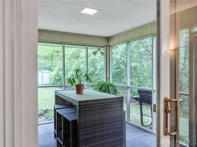 8509 Garnet Drive, Washington Twp, OH 45458