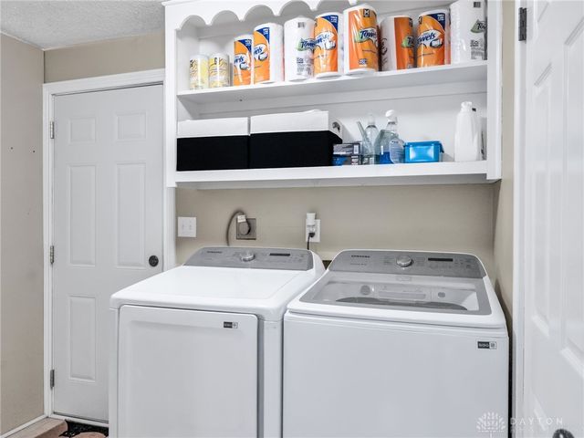 8509 Garnet Drive, Washington Twp, OH 45458