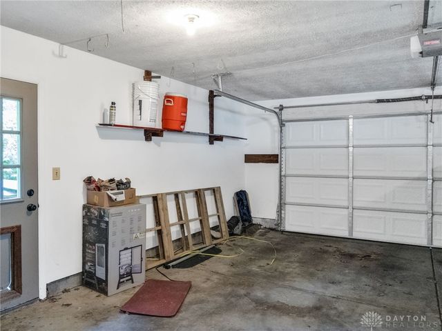 8509 Garnet Drive, Washington Twp, OH 45458