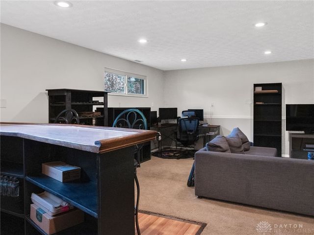 8509 Garnet Drive, Washington Twp, OH 45458