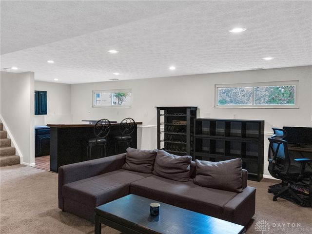 8509 Garnet Drive, Washington Twp, OH 45458