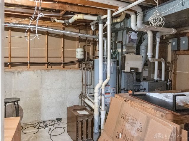8509 Garnet Drive, Washington Twp, OH 45458
