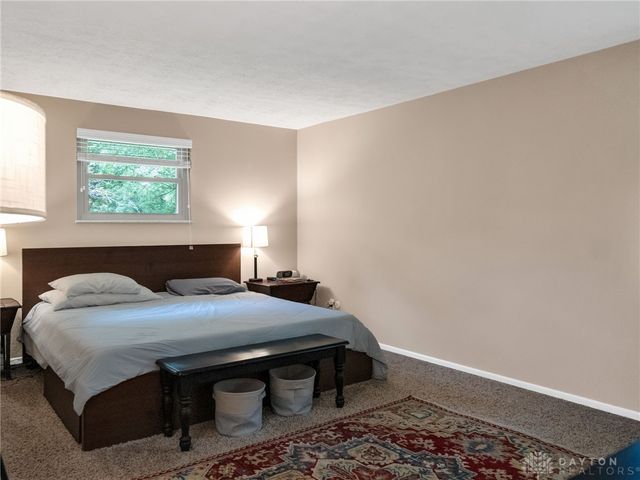 8509 Garnet Drive, Washington Twp, OH 45458