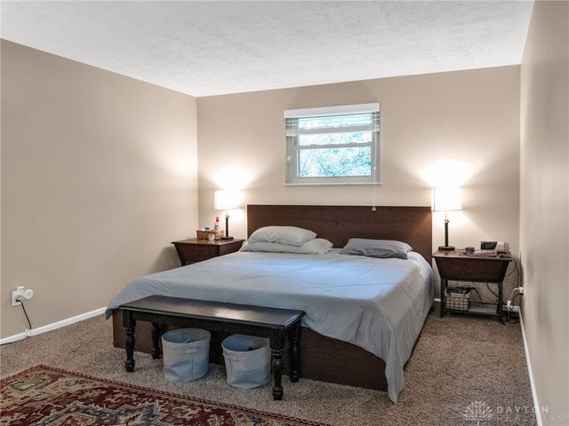 8509 Garnet Drive, Washington Twp, OH 45458