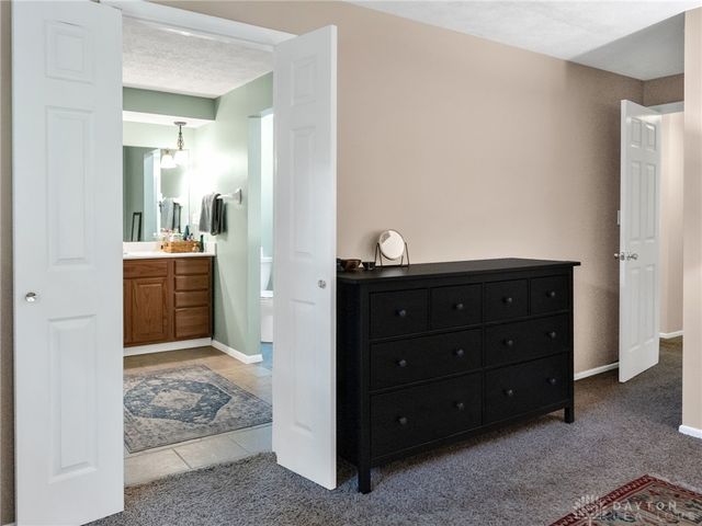 8509 Garnet Drive, Washington Twp, OH 45458