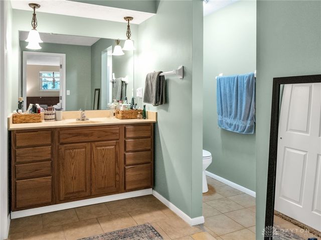 8509 Garnet Drive, Washington Twp, OH 45458