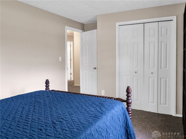 8509 Garnet Drive, Washington Twp, OH 45458