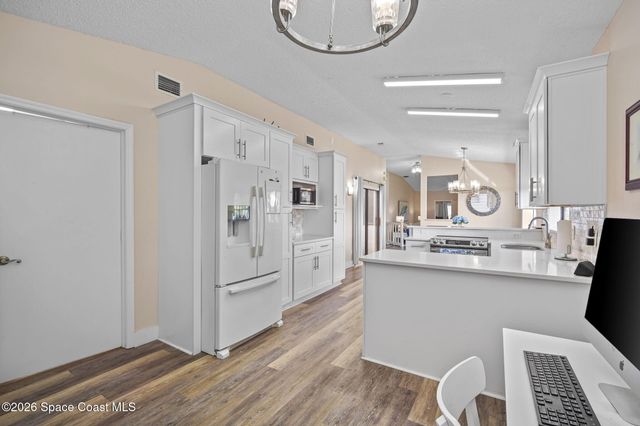 410 Parkside Place 410, Indian Harbour Beach, FL 32937