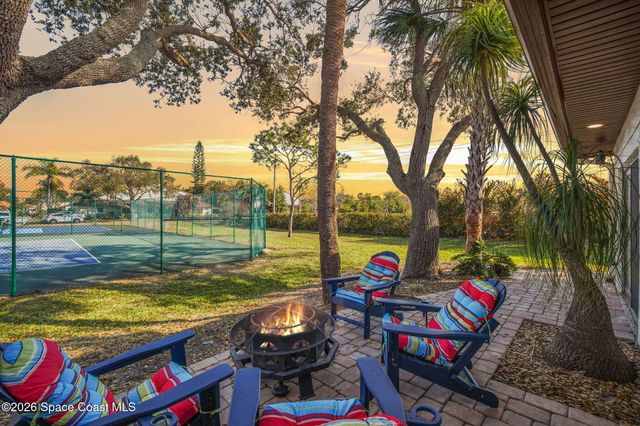 410 Parkside Place 410, Indian Harbour Beach, FL 32937