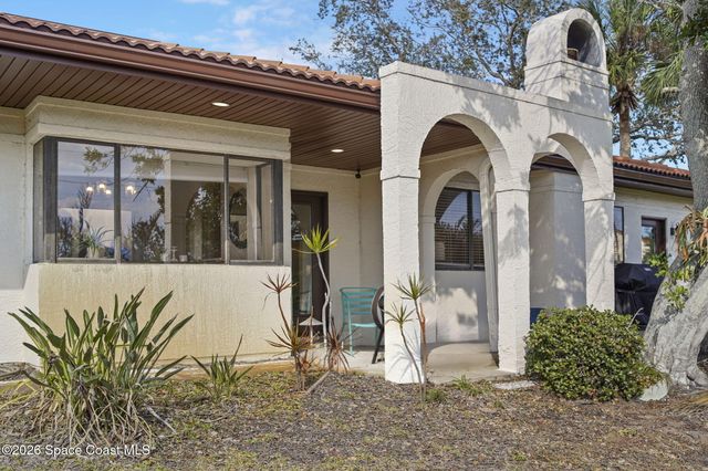 410 Parkside Place 410, Indian Harbour Beach, FL 32937