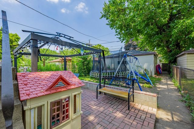 1617 Maple Avenue, Berwyn, IL 60402