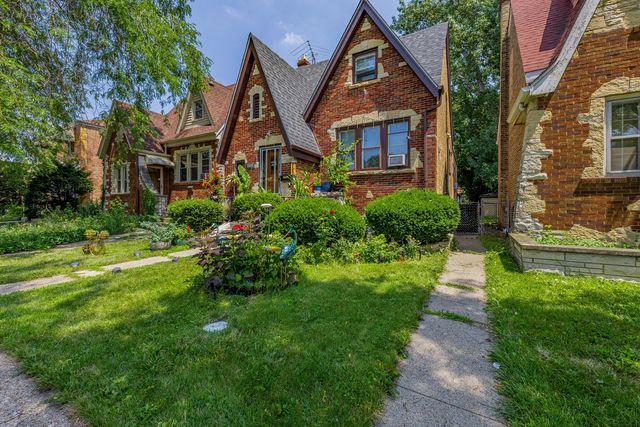 1617 Maple Avenue, Berwyn, IL 60402