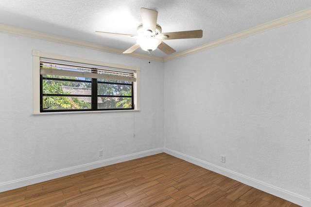 880 E ACRE Drive, Plantation, FL 33317