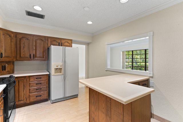 880 E ACRE Drive, Plantation, FL 33317