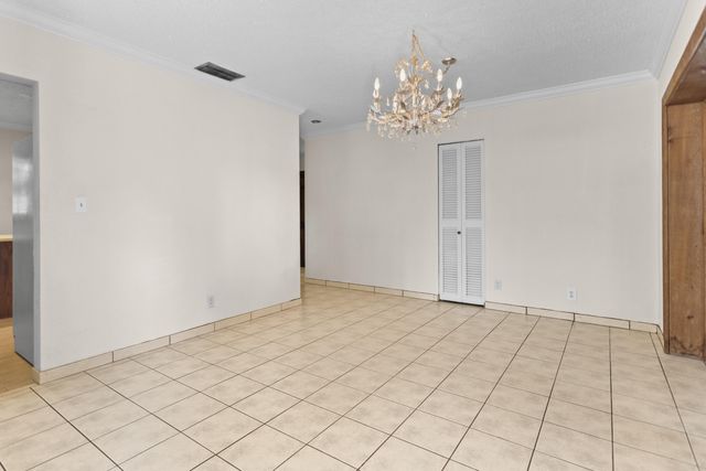 880 E ACRE Drive, Plantation, FL 33317