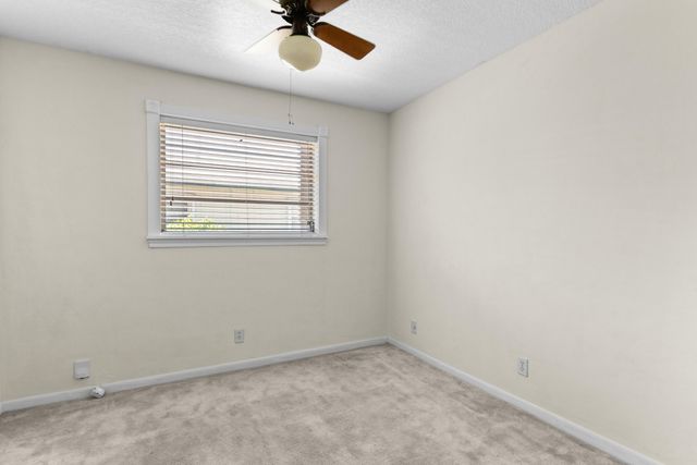880 E ACRE Drive, Plantation, FL 33317