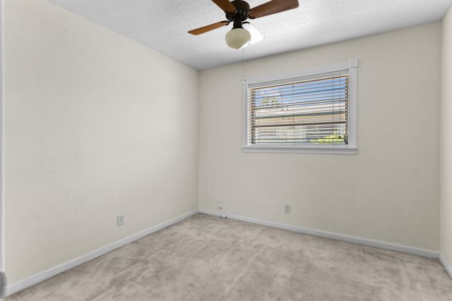 880 E ACRE Drive, Plantation, FL 33317