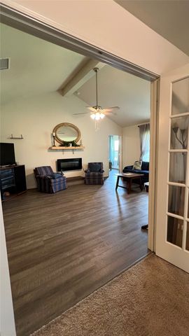 157 Presidents Way, Venus, TX 76084