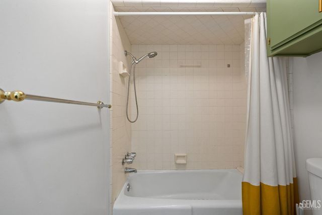 2800 Blackjack Oak Lane, Bakersfield, CA 93311