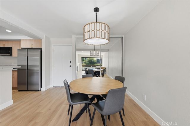 6275 Canoga 68, Woodland Hills, CA 91367
