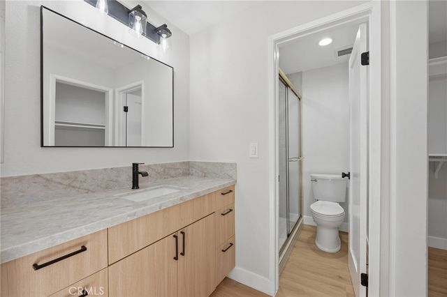 6275 Canoga 68, Woodland Hills, CA 91367
