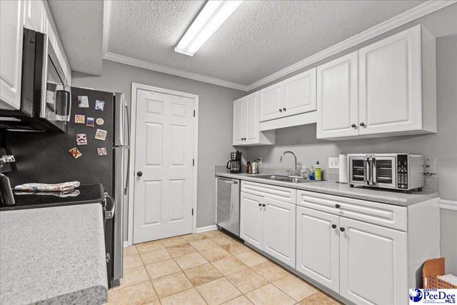 1525 Bridgewood Drive, Unit 6, Florence, SC 29501