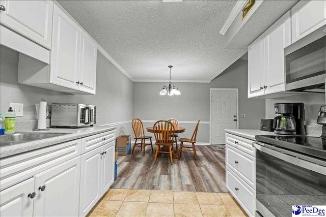 1525 Bridgewood Drive, Unit 6, Florence, SC 29501