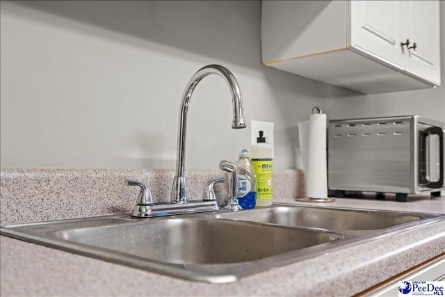 1525 Bridgewood Drive, Unit 6, Florence, SC 29501