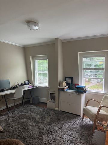 93 Foster 1, Boston, MA 02135
