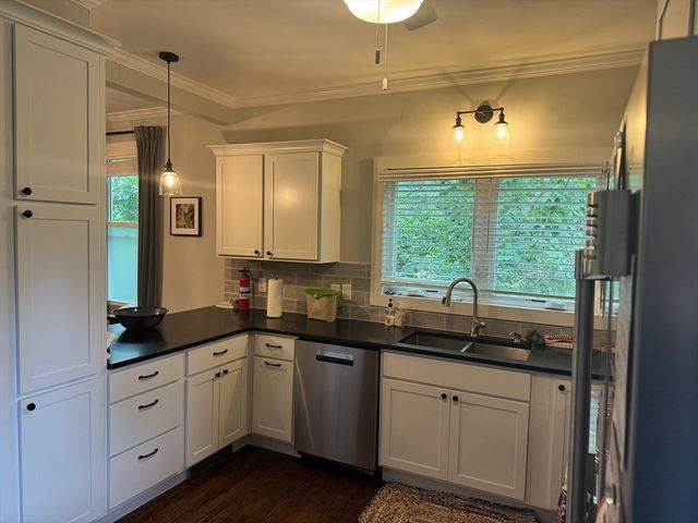 93 Foster 1, Boston, MA 02135