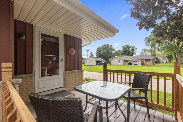 3140 S 107th STREET, West Allis, WI 53227