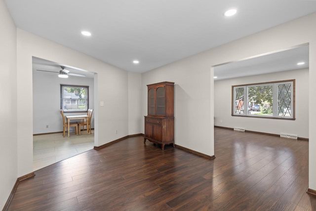 3140 S 107th STREET, West Allis, WI 53227