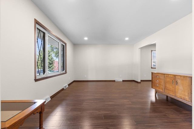 3140 S 107th STREET, West Allis, WI 53227