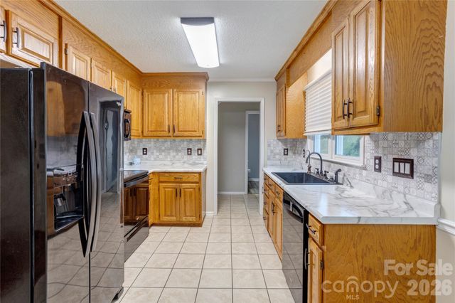 2705 Plantation Way, Albemarle, NC 28001