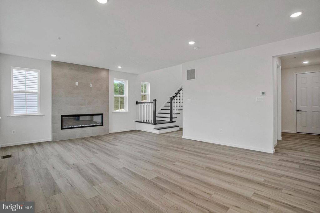 Image 11 of property listing at 1618 SHADY TREE CT, Bel Air, MD 21015