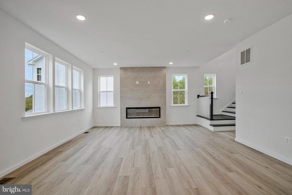 Image 12 of property listing at 1618 SHADY TREE CT, Bel Air, MD 21015