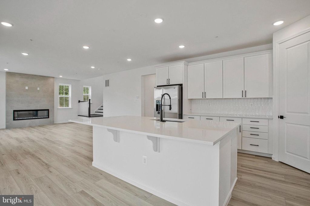 Image 17 of property listing at 1618 SHADY TREE CT, Bel Air, MD 21015