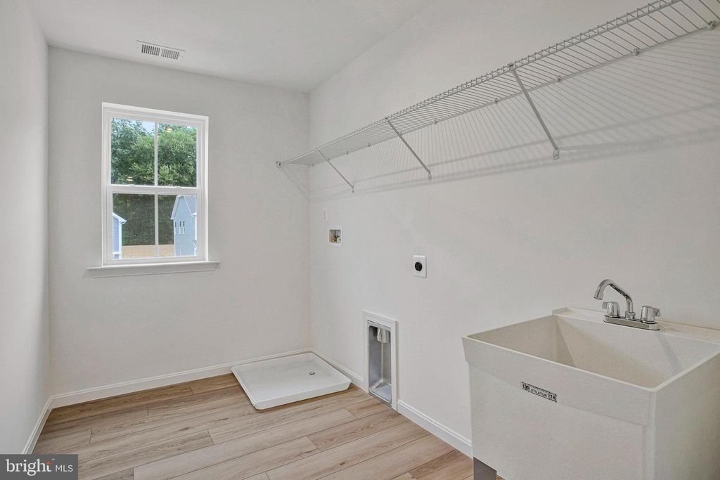 Image 31 of property listing at 1618 SHADY TREE CT, Bel Air, MD 21015